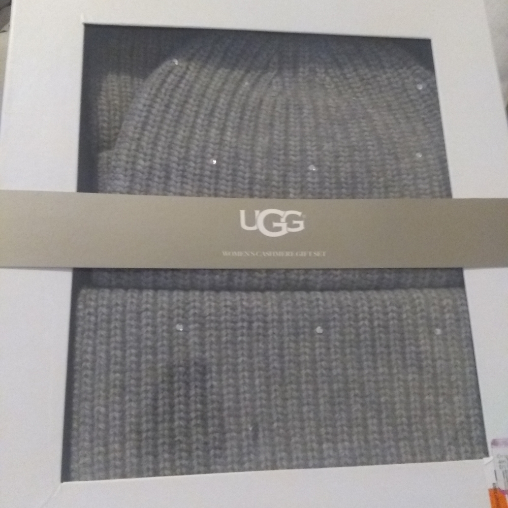 Ugg hat and scarf